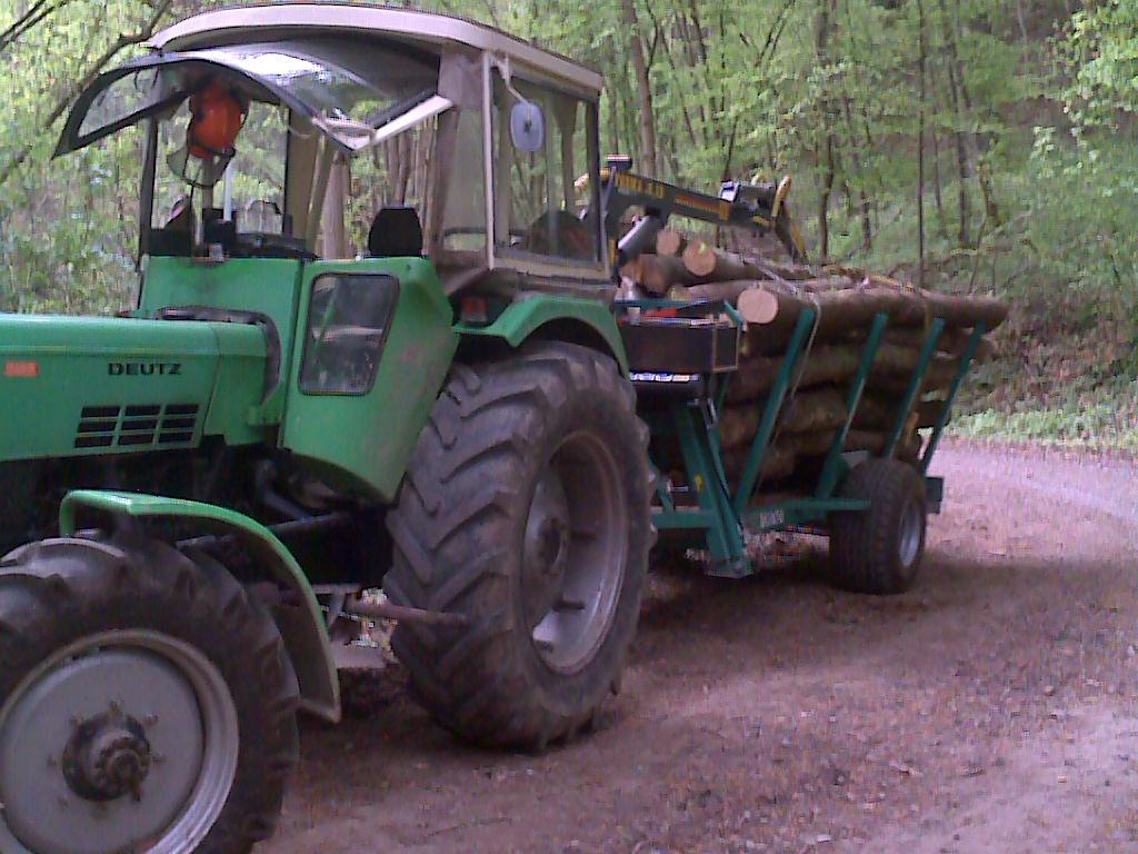 Forstner F6 mit Farma 5,1D Forstkran (Forstanhänger mit Auflaufbremse) Forstner F6 FB53T 2