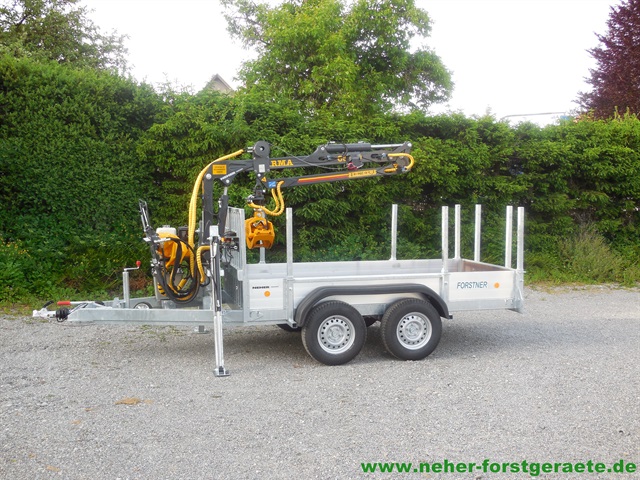 pkw anhnger mit kran 2